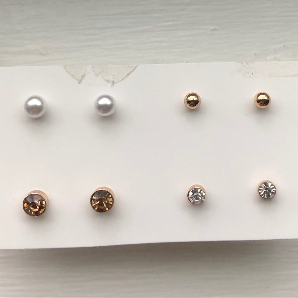 Forever 21 4 Piece Earring Set